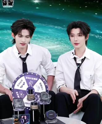 我可看到了,跳舞是怎么没得#云熠专属话题 #卡姿兰直播 #云旗 #郝熠然