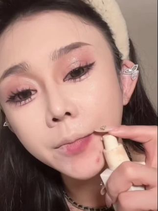 适合多种肤质的粉底液,防水防汗持妆一整天! #粉底液#粉底液推荐#不脱妆#防水防汗 #美妆