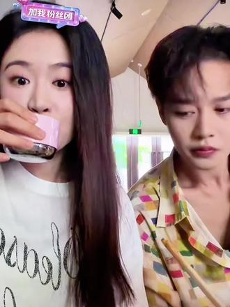 两个人真是太可爱了,所以到底见到大哥了没@柯淳 @翟一莹 #柯淳 #翟一莹 #沉思 #第二十五时区的情书 #直播录屏分享