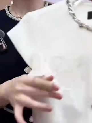 #好物推荐#爆款热卖中 336时尚新款休闲套装马甲修身显瘦夏季通勤两件套