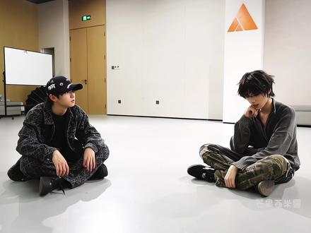 没人来救,哥哥来救🥰#橹穆 #杰丞 #王橹杰穆祉丞