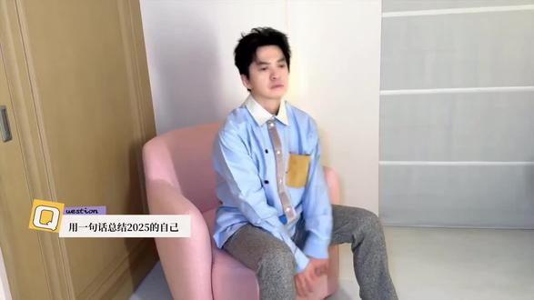 新鲜李健!总结2025,展望2026,出新专辑,演唱会顺利,健康平安,万物安生。希望大家过得轻松自在!#李健 #演唱会 #歌手 #2026