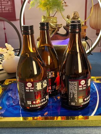 北京二锅头的大福利来了,今天的价格不是一般的便宜,整箱四瓶装,每瓶都是750毫升的大容量,到手只要39块6,真的很划算 #口粮酒 #二锅头 #纯粮食酒#好物推荐🔥