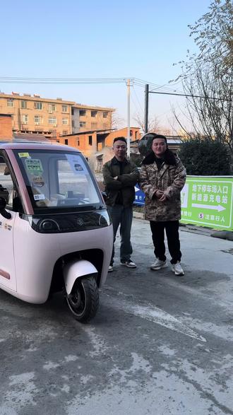 米粒e01挑战地下车库#接送孩子上下学代步车 #老年代步车 #电动车 #盛昊电动车