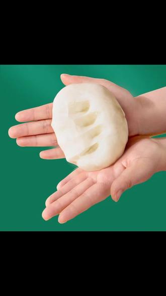 好玩又好吃的面粉彩泥来了!小小面团变变变,变成包子馒头,还有各种中华美食,锻炼孩子的动手能力、专注力。卡乐优大品牌,材料安全,家长放心,快给孩子安排一套吧!#手工diy玩具 #儿童玩具 #彩泥玩具 #儿童彩泥 #礼物推荐