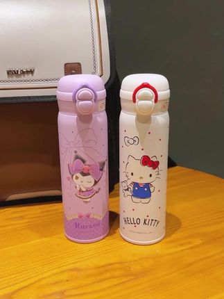 真的很难拒绝这样一个可爱又实用的小杯子!#学生党必备 #吸管杯 #好物分享 #保温杯
