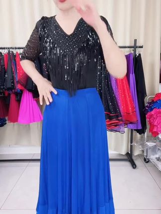 #直播高光 超越相似主播评论数#红姐舞服穿搭在橱窗