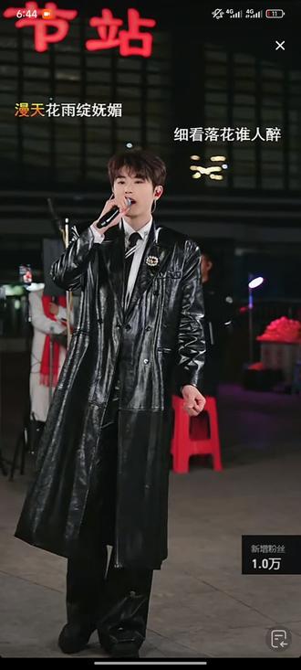 心随风动寄相思,片片相思赋予谁#好听#很治愈的声音 @小北💎感谢奉节