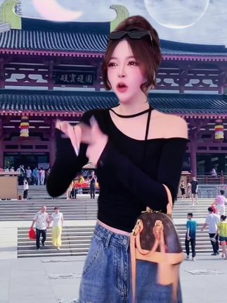 早秋新品时尚百搭设计感侧拉肩系带辣妹上衣女#休闲穿搭
