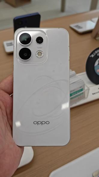 OPPO Reno16上手视频 Reno16新升级的3D立体悬浮小星球设计你喜欢吗
#OPPO #OPPOReno16 #opporeno16pro #OPPO陕西 #OPPOReno15