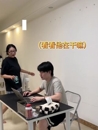 囤货癖最怕囤到“坏”纸,种草了丝飘,我再也不用到处做攻略了#丝飘悬挂式抽纸 #丝飘巨无霸抽纸 #丝飘国风悬挂抽纸