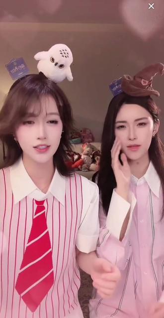 小小魔法师&小小猫头鹰#東黄 #丘比特拜托拜托 #黄庚依 #東十一 #手势舞