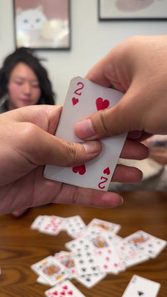 #我要验牌 出来混要讲视力!要讲倍镜!#给我擦皮鞋 #剧情 #反转搞笑