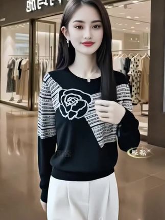 #春秋穿搭 #外套穿搭 #优雅气质 #减龄穿搭 #面料柔软舒适 @DOU+小助手 @巨量千川