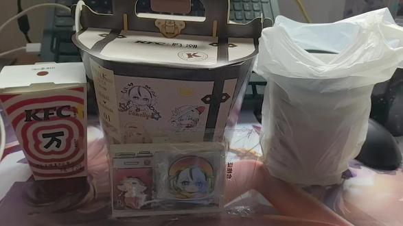 合拍桶来咯~#周边 #开箱vlog #谷子 #联名 #开箱视频