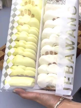 #孩子开学了,每天早餐都要吃这个虎扒包,所以我又回购了一箱,上锅蒸一下就非常松软,随便加点青菜和鸡蛋,就是一顿美味又营养的早餐,孩子特别喜欢吃,再也不用担心孩子不爱吃饭了。