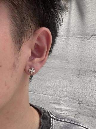 满钻纯银鸢尾花耳钉#耳钉#男生耳钉#男士必备#鸢尾花耳环