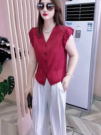 夏季新品时尚百搭收腰显瘦法式洋气设计感女士无袖上衣#洋气减龄 #夏季新款 #时尚百搭