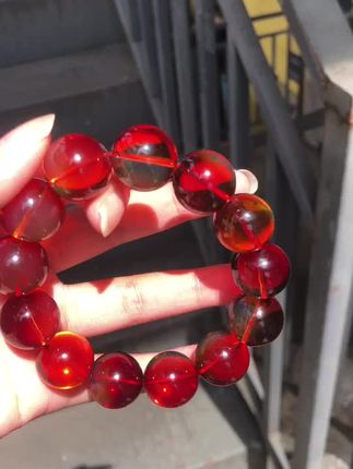 馆藏级红蓝珀