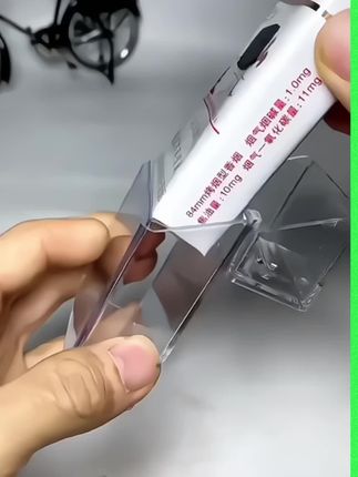 新款透明烟盒打火机充一次电可以用很久,软硬包烟都可以放,取烟也非常方便,#烟盒打火机 #方便携带 #烟民看过来 #送男友的礼物 #火机