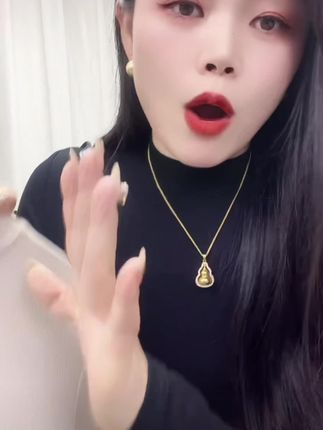 #谁穿谁好看 #穿出高级感 长袖半高领T恤女修身显瘦百搭黑色上衣纯色秋冬女装#面料柔软舒适 #半高领打底衫 #打底衫