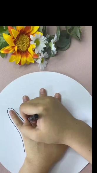 一个手掌画出五个小怪兽#儿童简笔画 #创意简笔画