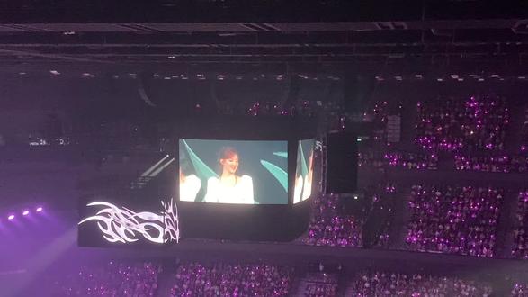 虽然拍出来才发现曝光了 但是舒华这句我是谁真的很难忘#演唱会 #idle #叶舒华 #我是谁