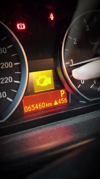 发动机故障灯亮了,90%的车主都不知道如何应急处理#小周的接厂日记#鑫大伟汽修#哈尔滨#发动机#精神股东、