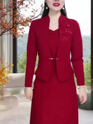 #婚礼妈妈礼服 #婚庆礼服 #优雅气质 #婚宴妈妈装 #假两件连衣裙