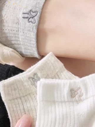#袜子 #哎呦喂你袜子真好看 #好物推荐🔥 #每日分享 #袜子怎么穿最美