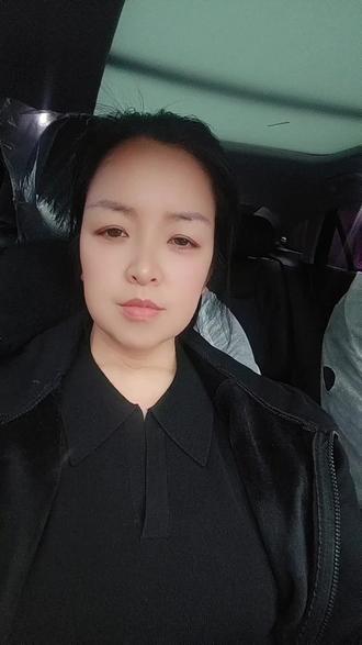 有人说外面的包子不敢吃,但是我就要做和别人不一样的包子,摆摊四年,从来没有用过边角料,信不信,自己看#坚持每天新鲜肉现做 #小笼包