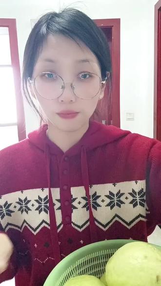 一口沦陷的白心芭乐
脆嫩多汁,清甜不腻
软吃糯叽叽,脆吃嘎嘣脆
天然果香,好吃又健康
#水果 #芭乐 #红心芭乐 #白心芭乐 #芭乐大王总店