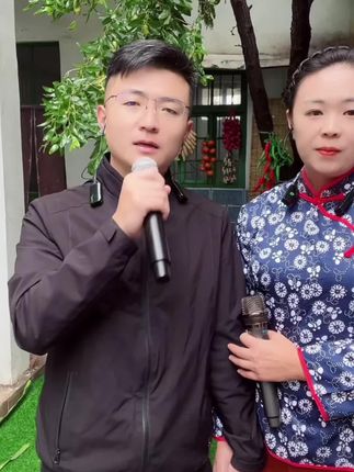 @芳月 老婆,谢谢你一直陪伴着我,一直在我身边从未离去#农村歌手 #破产