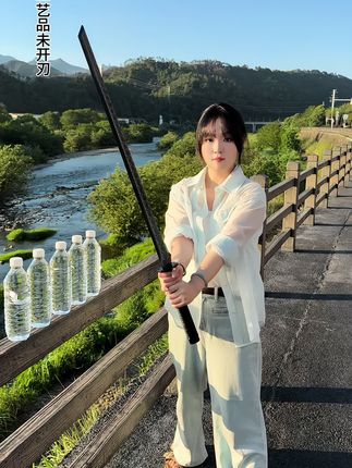 #圆你一个武侠梦 #帅就完事了 #工艺品摆件 未开刃