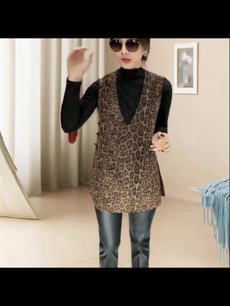 洋气显瘦复古时尚豹纹马甲 秋季新款宽松显瘦高级感百搭时尚马甲外套#马甲背心 #时髦洋气马甲推荐 #气质穿搭 #藏肉显瘦穿搭 #内搭外穿都好看