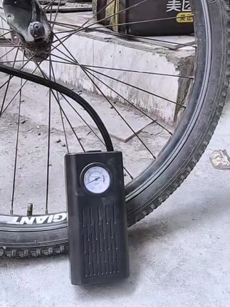 汽车轮胎充气泵,家里有电动车摩托车篮球足球的都可以用上它,放车里应急也很方便#充气泵 #充气泵车载#好物推荐#打气泵 #超便宜超划算