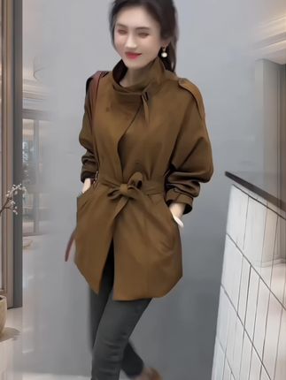 “腹有诗书气自华,时尚亦是如此。” 这款时尚气质精品女装,恰如其分地诠释了内外兼修的魅力。✨🧥 #时尚气质精品女装 #优雅穿搭 #品味生活@DOU+上热门