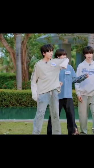 浚铭大胆跳!#陈浚铭#tf家族 #族综 #陈浚铭四代唯一纯血门面