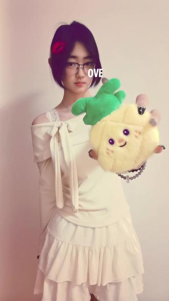 有种生物叫佩仪 她实在令人着迷😻#萌物 #李佩仪#唐宫奇案#白鹿my#佩仪摇