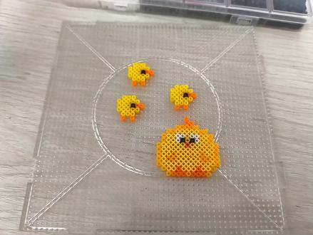 小鸡🐤我自己养了,你以后别再出现在我的生活里了#拼豆 #拼豆日常 #拼豆豆手工 #小鸡