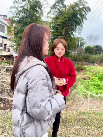 回村的姐妹问我垃圾扔哪里?#浏阳#方言#热门#村里没有垃圾桶#农村生活@抖音小助手