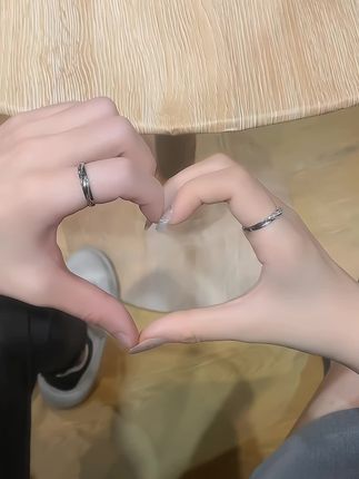 #999足银#情侣戒指#免费刻字#莫比乌斯环