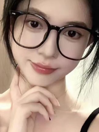 方圆脸 高颧骨姐妹们直接冲冲冲!!完美修饰脸部线条显S显脸小,轻松拿捏甜妹氛围感 百搭又上镜!!!#眼镜框 #高颜值眼镜 #韩系#眼镜分享