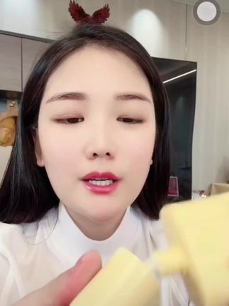 防晒要趁早,青春不会跑!夏日必备#何晓英 #自用好物推荐 #亲测分享