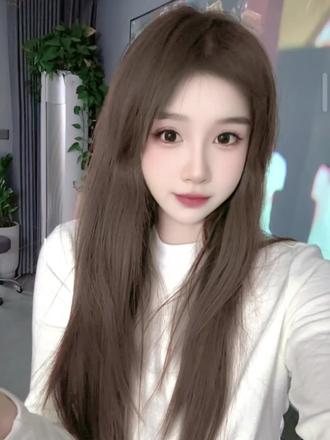 当我把自拍照发给豆包…于是我便得到了#豆包ai #豆包出大片有两把刷子 #人像写真 #豆包p图指令 #真实生活分享计划