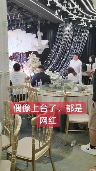 都是卡妈的朋友 #卡妈混血王子卢卡斯#卡妈老公
