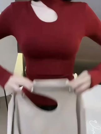 冬季加绒显瘦紧身小心机时尚设计感缩褶套头T恤衫百搭长袖上衣女#显瘦T恤#面料软软糯糯的#修身显瘦#洋气小衫#单穿内搭都好看