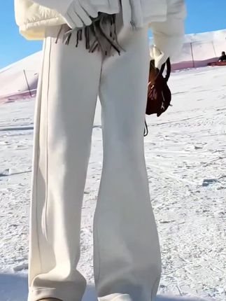 #羽绒裤 #羽绒裤穿搭 #梨形身材 #百搭神裤 #冬季保暖