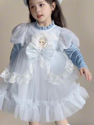 哇!好好看的艾莎公主裙!女儿一眼相中! #高品质童装 #谁还没个公主梦 #甜美穿搭 #骗你生女儿可盐可甜 #新衣服最好看