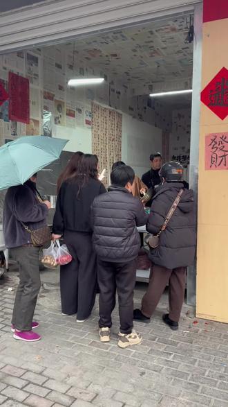 宁海坦坑,99六斤龙虾!赶紧冲#宁海美食 #龙虾季 #比会吃更惠吃 #vlog十亿流量扶持计划 #山东春日漫游指南